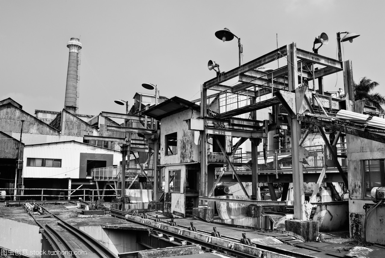 白,白天,白晝,空地,白色,空間,結(jié)構(gòu),精力,熨斗,背景,能源,能量,生產(chǎn),裝備,電熨斗,環(huán)保,視覺(jué),視線,視圖,環(huán)境,遺棄,金屬,設(shè)備,鐵,陳舊,風(fēng)光,風(fēng)景,黑,黑色,制造,力量,功率,制造業(yè),產(chǎn)業(yè),不潔,勞動(dòng),力度,古老,外觀,外界,外部,場(chǎng)景,外面,天空,天,大,大樓,屋外,工廠,宇宙,室外,工業(yè),工作,建筑,巨大,龐大,廢墟,開(kāi)工,建設(shè),建筑物,強(qiáng)權(quán),拋棄,戶外,打工,放棄,弄臟,景色,機(jī)器,構(gòu)造,權(quán)力,毀滅,活力,沙漠,煙囪,煙窗,臟,蒸汽熨斗,荒涼,行業(yè),衰老
